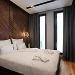 Galeria Luxury And Restaurant