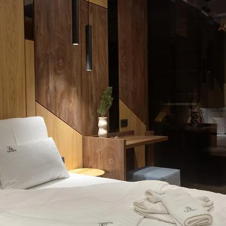 Aparthotel Galeria Luxury And Restaurant *
