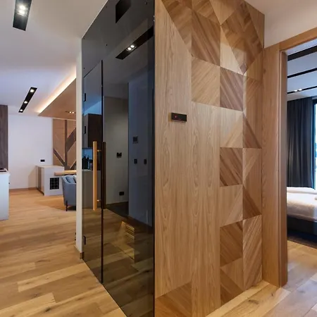 Aparthotel Galeria Luxury And Restaurant