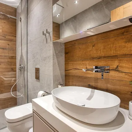 Galeria Luxury And Restaurant Aparthotel *