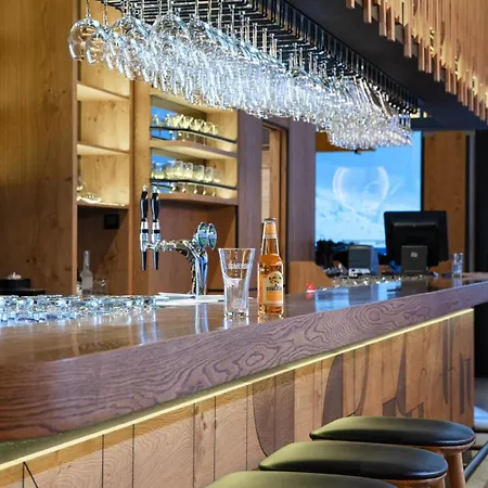 Galeria Luxury And Restaurant