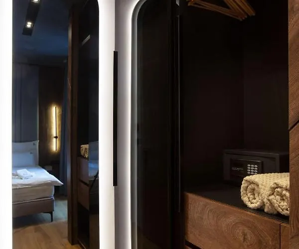 Aparthotel Galeria Luxury And Restaurant