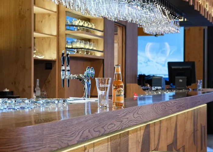 Galeria Luxury And Restaurant