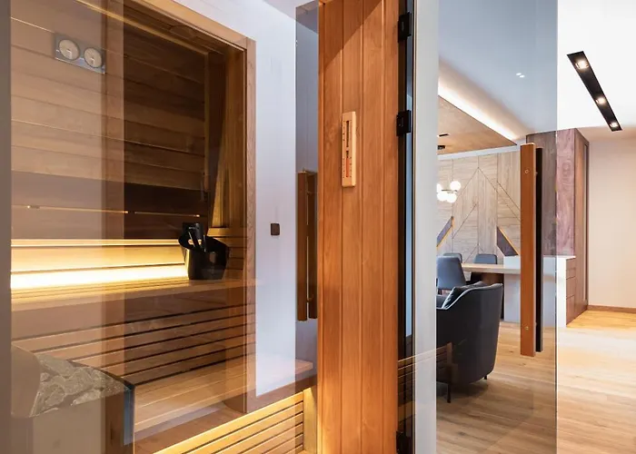 Galeria Luxury And Restaurant 4*